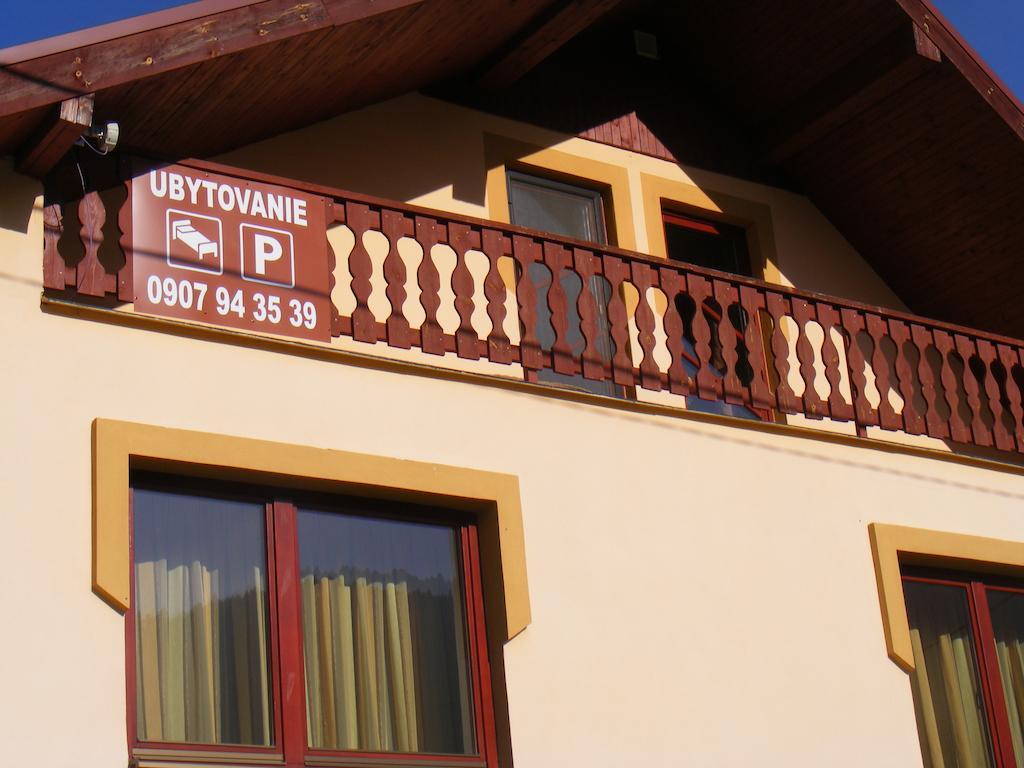 Domino Apartment Korytne Exterior photo